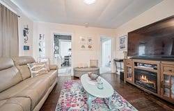 9 Hancock St, Salem, MA 01970