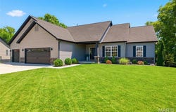 516 Cass Drive, Troy, MO 63379