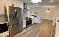2611 Kyle Avenue N, Golden Valley, MN 55422