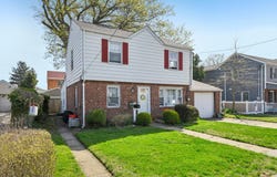 314 Latham Road, Mineola, NY 11501
