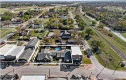 103-105 E Center Street, Lorena, TX 76655
