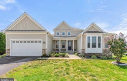 18 COURIER DRIVE, CHARLES TOWN, WV 25414