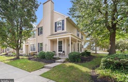 501 ESSEX Court, WEST DEPTFORD, NJ 08051
