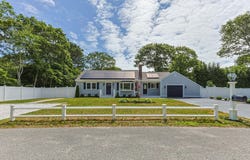 28 Vandermint Lane, Hyannis, MA 02601