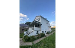 1013 Howell St, Vandergrift, PA 15690