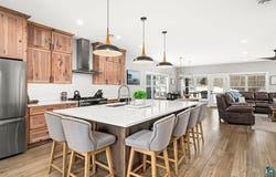 121 Kayak View Ct, Duluth, MN 55807
