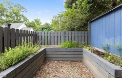 2214 Pathway Drive, Chapel Hill, NC 27516