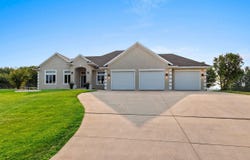N6425 BAHR ESTATES Road, CECIL, WI 54111