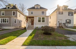 420 John St, Plainfield City, NJ 07060-2029