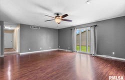 69 Axline Road, Chatham, IL 62629