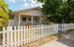 2013 Vernon Place, Melbourne, FL 32901