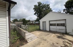 323 Center Avenue, Janesville, WI 53548