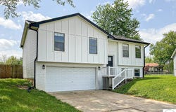1290 E 40th Street, Sedalia, MO 65301