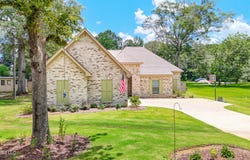 102 Eastwood Drive, Brandon, MS 39042