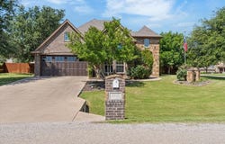 2937 Willow Ridge Circle, Granbury, TX 76049