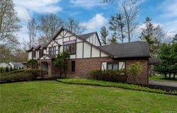 121 Deer Run, Buffalo, NY 14221