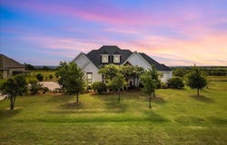 124 Stanford Lane, Springtown, TX 76082