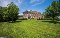 518 SCHOONER COURT, NEWARK, DE 19702
