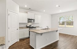 241 LAURITSEN Way, Newnan, GA 30265