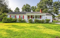 111 Pineview Street, Havelock, NC 28532