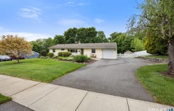 139 Contour Drive, Cheshire, CT 06410