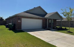 528 Jameson Street, Springtown, TX 76082