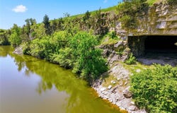 2662 North Highway 79, Elsberry, MO 63343