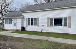 224 E Melendy Street, Ludington, MI 49431