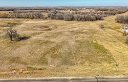 1136 Paradise Parkway, Poolville, TX 76487