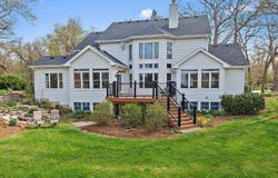 1251 Old Oak Court, Hampshire, IL 60140