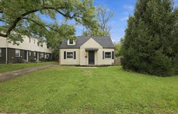 279 S Ashburton Road, Columbus, OH 43213