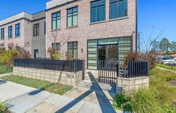 752 W 19th Street, Costa Mesa, CA 92627