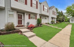 806 Darlington Drive, Old Bridge, NJ 08857
