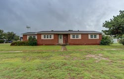 1612 12th Street, Wilson, TX 79381