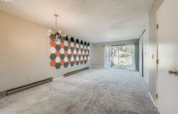 1720 NE HOGAN DR, Gresham, OR 97030