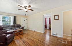 512 Broadway Ave North, Buhl, ID 83316-1530