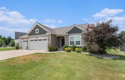 7997 Carlisle Crossing Boulevard SW, Byron Center, MI 49315
