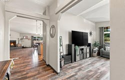 23167 NE SUNNYCREST Rd, Newberg, OR 97132