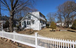 25 Crawford St, Worcester, MA 01604