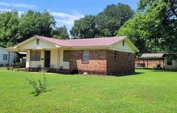 731 N Eighth Street, Augusta, AR 72006