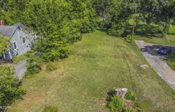 509 Race St, Kingston, TN 37763