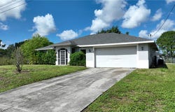528 Empire Avenue S, Lehigh Acres, FL 33974