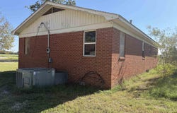 Hoxie, AR 72433