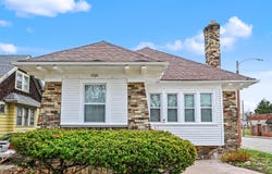 2702 N 38th St, Milwaukee, WI 53210