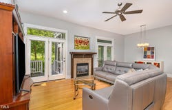511 Hillsborough Street, Chapel Hill, NC 27514