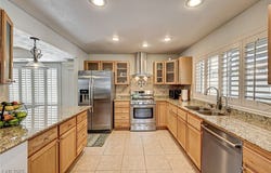 33 Reyburn Drive, Henderson, NV 89074