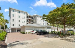 174 GOLDEN GATE POINT, SARASOTA, FL 34236