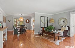 57 OAK Lane, Springfield, IL 62712