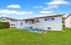 325 Tate Street, Taylor, PA 18517