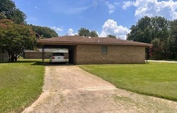 1 HAWTHORNE, Dumas, AR 71639